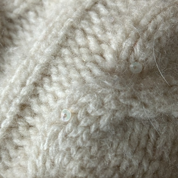 Cream button-up sweater with sequined detailing. XL. - Picture 3 of 8